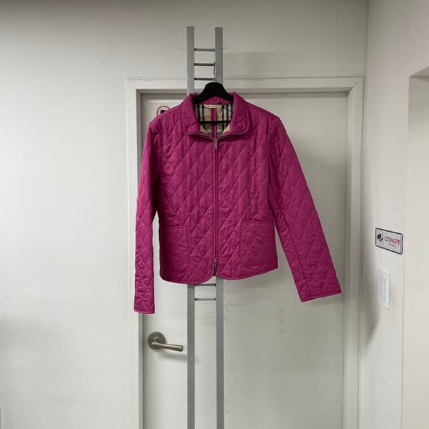 버버리 퀄팅 자켓 핑크 M(W)