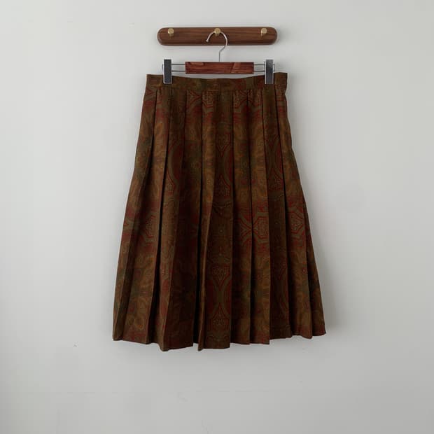 버버리 페이즐리 울 플리츠 스커트