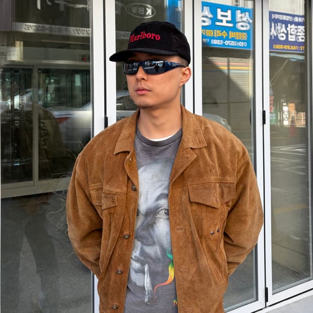 Marlboro logo corduroy black trucker cap