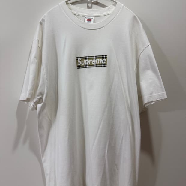 슈프림 x 버버리 박스로고 티셔츠 화이트 