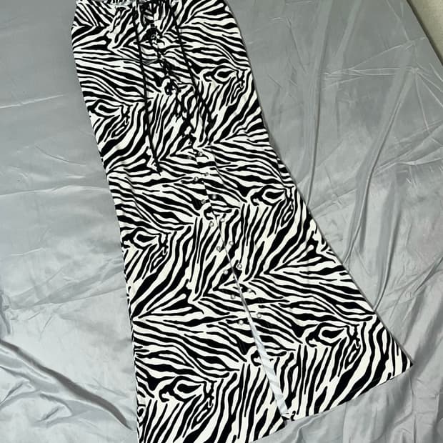 ✨vintage zibra long skirt 아일렛 머메이드 스커트✨