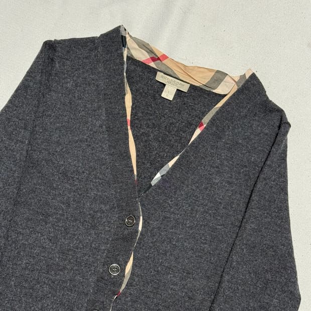 L 버버리 노바체크 포인트 여성 가디건 