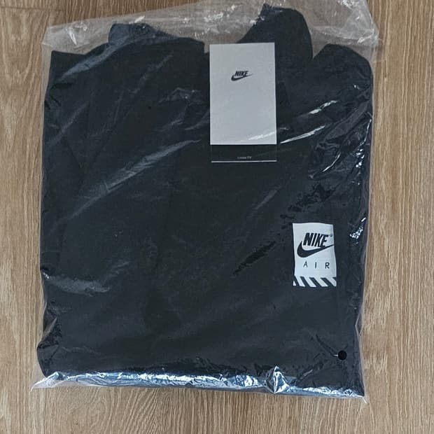 정품)나이키에어블랙 반팔티셔츠 L사이즈새상품미사용