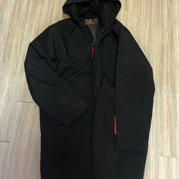 프라다 스포츠 코트