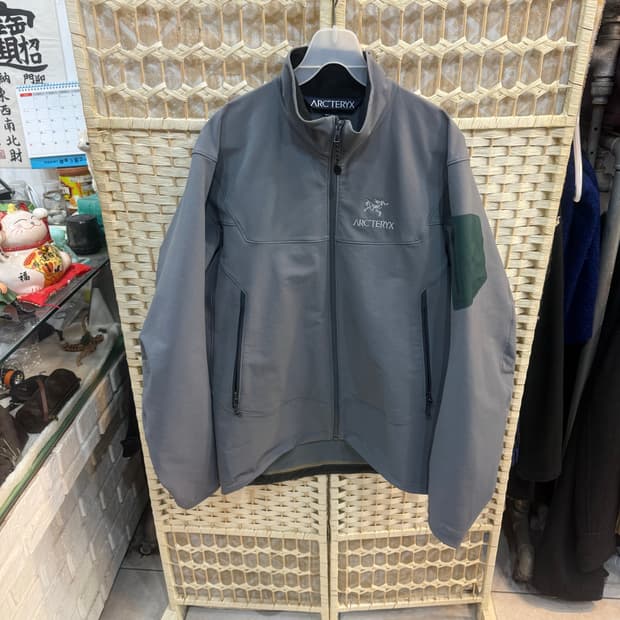 95-100 정품 아크테릭스 감마 LT 집업 팝니다