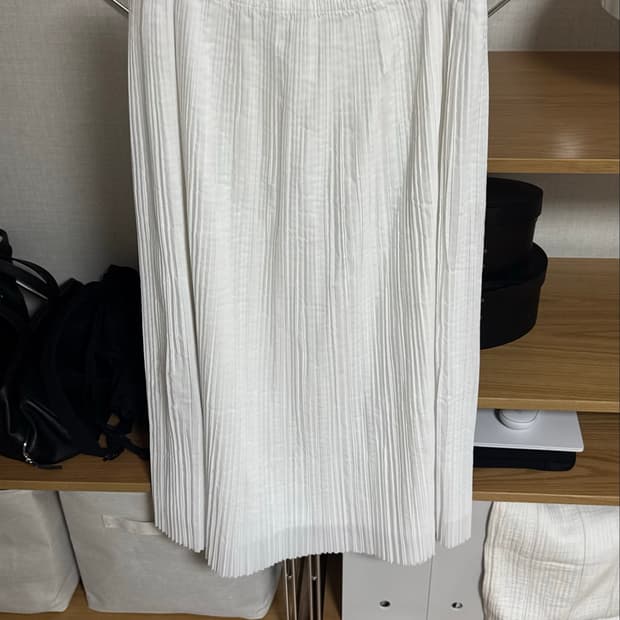 cos 플리츠 스커트 화이트