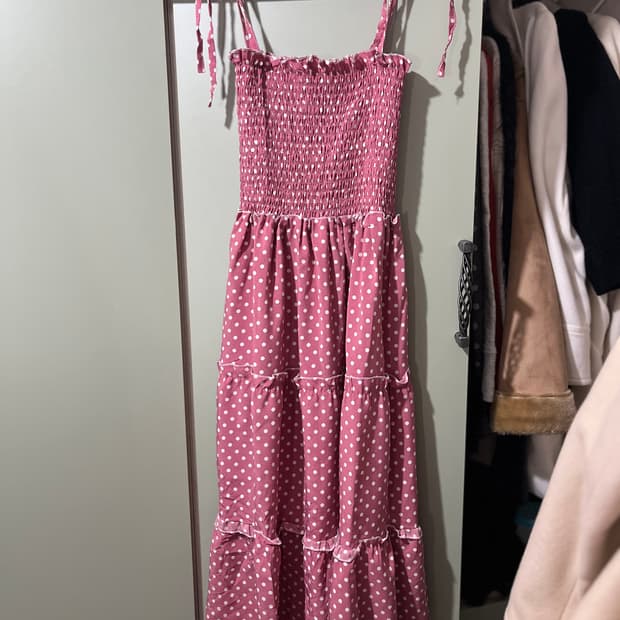 핑크 도트 주름 원피스