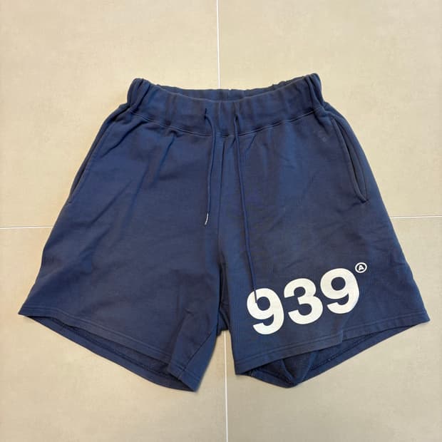 아카이브 볼드 939 반바지