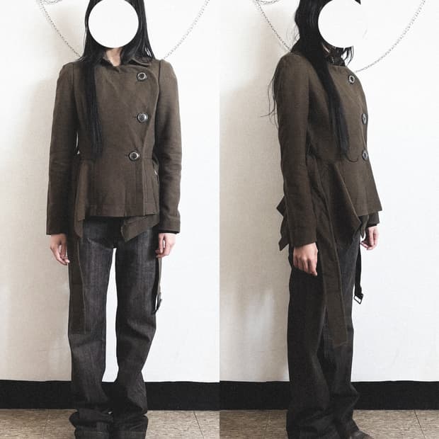 비비안웨스트우드 사선버튼 플레어 크롭컷 오피서코트