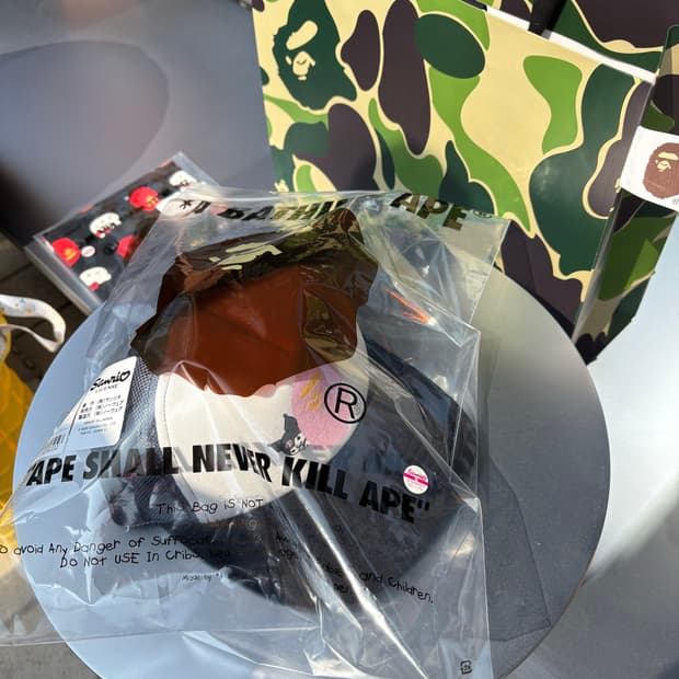 베이프 산리오 콜라보 쿠로미 모자 