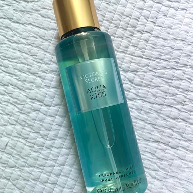 빅토리아 시크릿 아쿠아 키스 바디미스트 