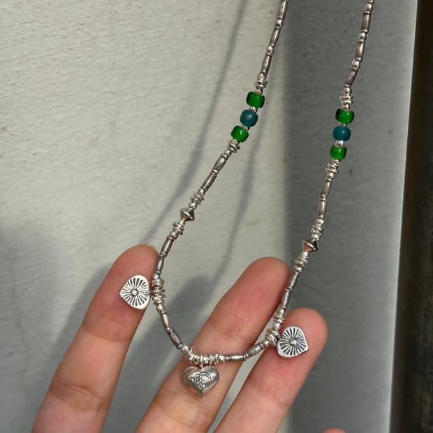 Karen Silver Heart Charm Beads Necklace