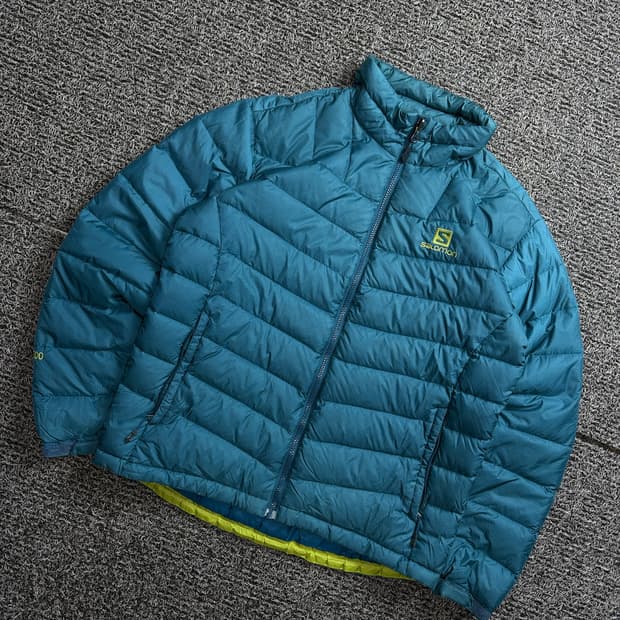 살로몬 고프코어 마운틴 경량 다운 패딩 2068