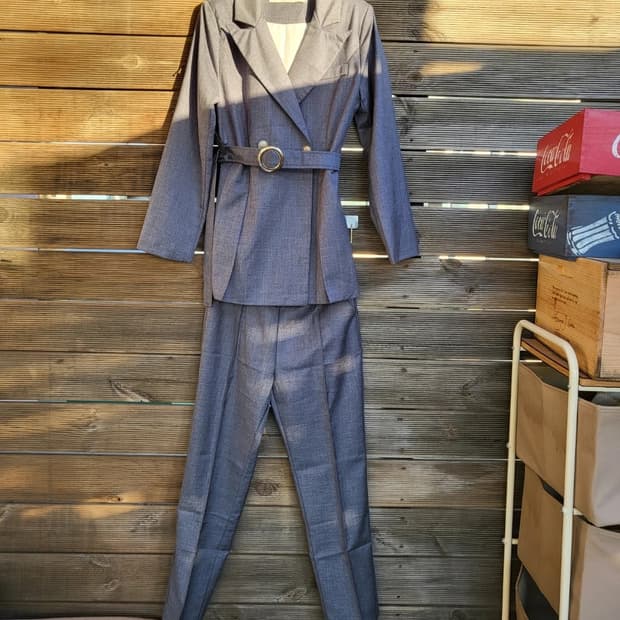 최저가도전! YIEMMI.WALTZ 셋업 새제품 55-66.77