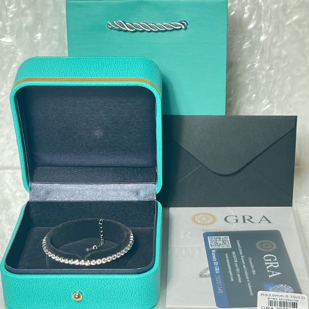 *새상품* 모이사나이트 4프롱 18k 화이트골드 테니스 은팔찌