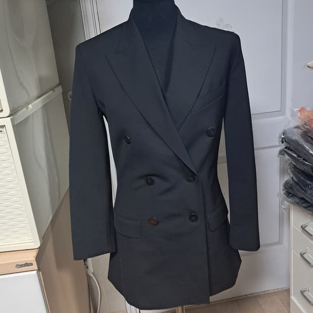 띠어리 블랙 더블 버튼자켓 0사이즈(거의새제품, 20년제품)