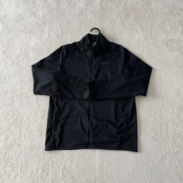 M 나이키 드라이핏 신형 블랙집업자켓 95