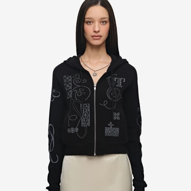 택o 투머치택스 포크 패턴 크롭 와플 집업 후디 블랙