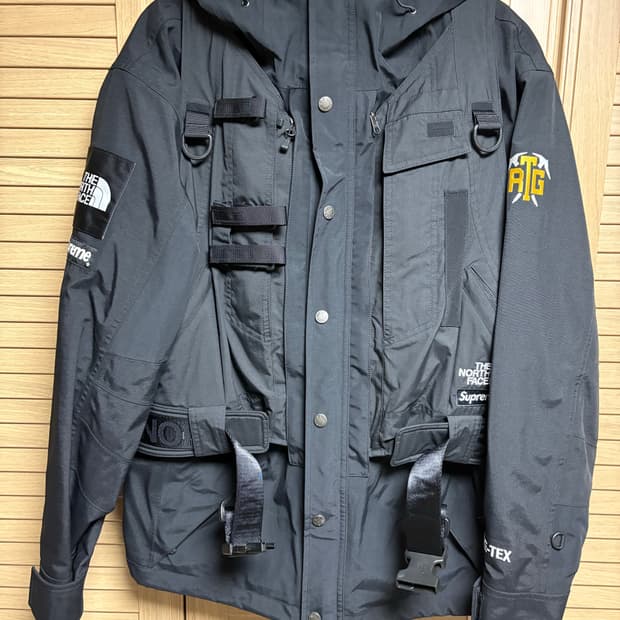 슈프림 노스페이스 rtg자켓 블랙