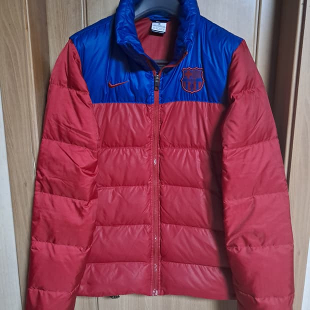 나이키 바르셀로나 패딩 