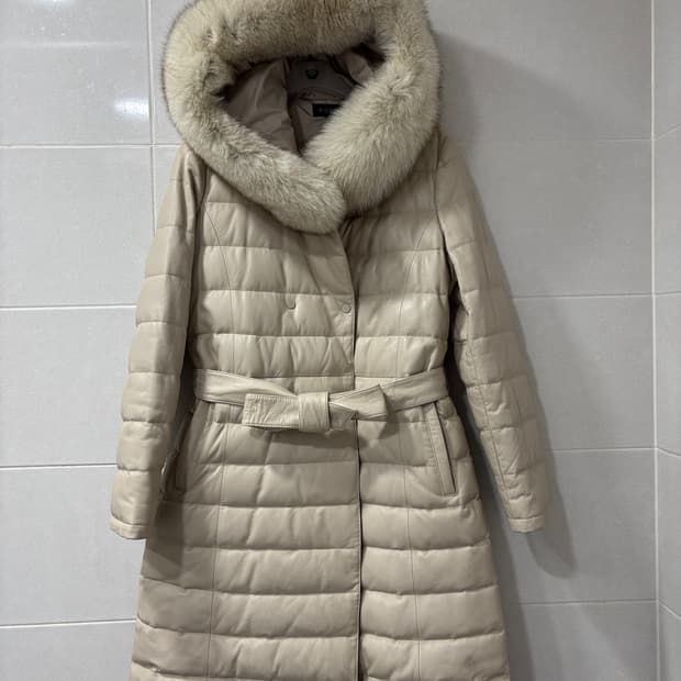 로보 양가죽 패딩코트