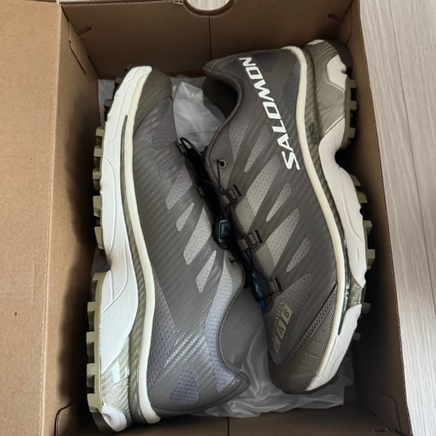 살로몬 XT-4 오로라 보레알리스 캔틴