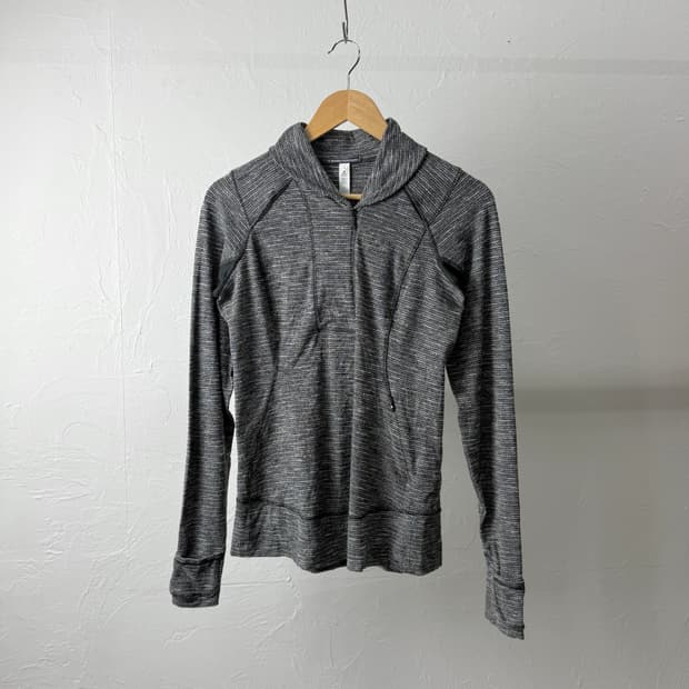 룰루레몬 하이 넥 롱 슬리브