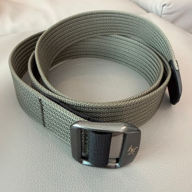 아크테릭스 컨베이어 벨트