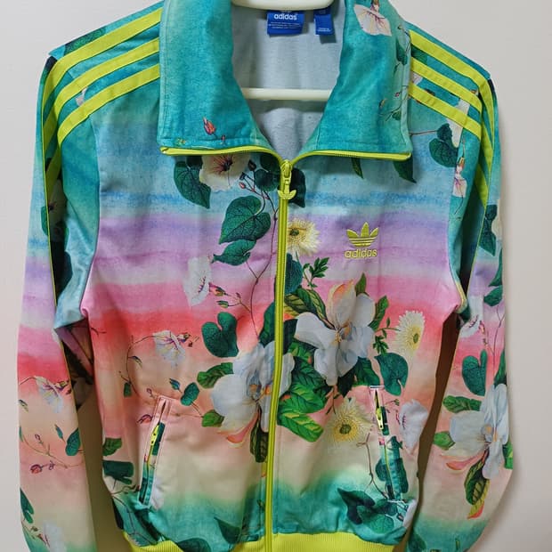 아디다스 플로랄 파이어버드 트랙 자켓