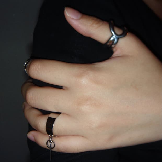 003 Point Ring