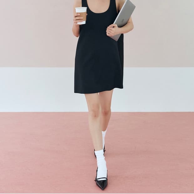 쏘킨 블랙 원피스