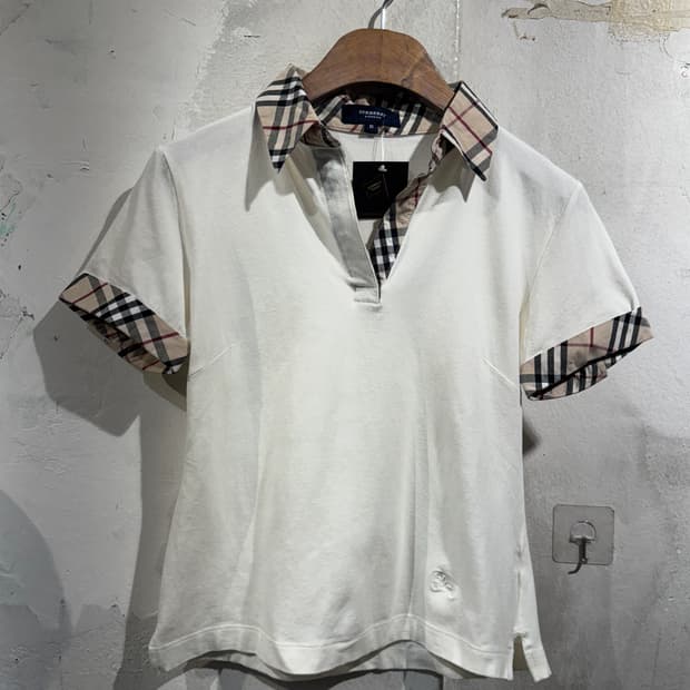 Burberry white polo shirt