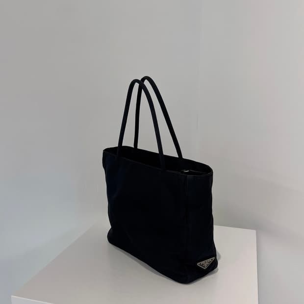 프라다 사이드로고 나일론 토트백
