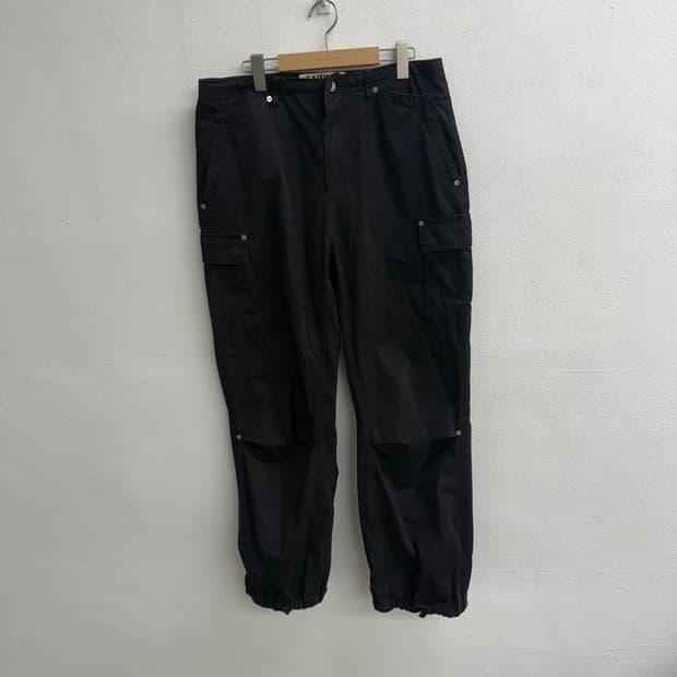 세터 스트레이트 블랙 조거 팬츠