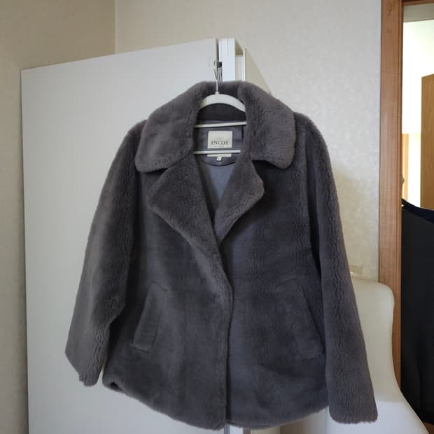 양모 코트 그레이