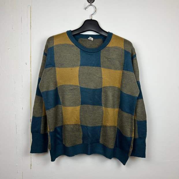 JPN 체크 패턴 스웨터 M~L