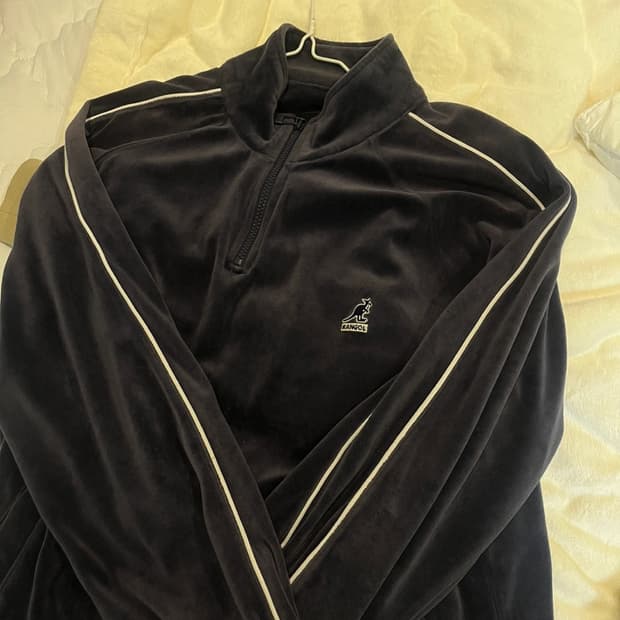 캉골 벨벳 반집업 트레이닝