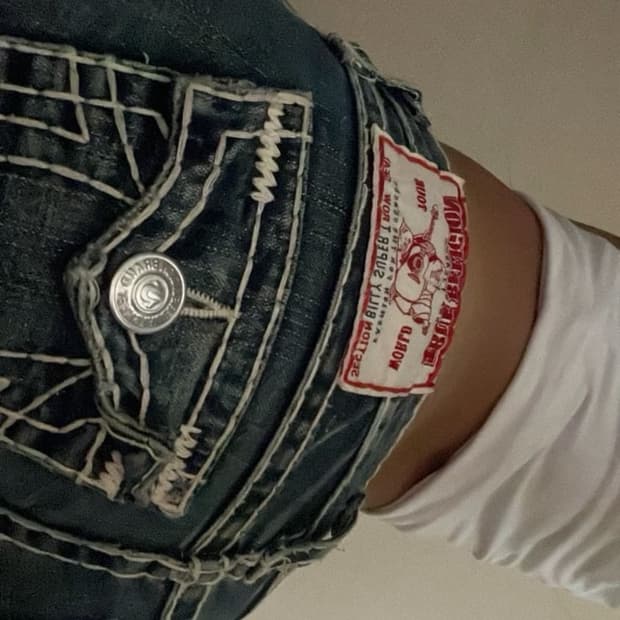 트루릴리전 부츠컷 데님