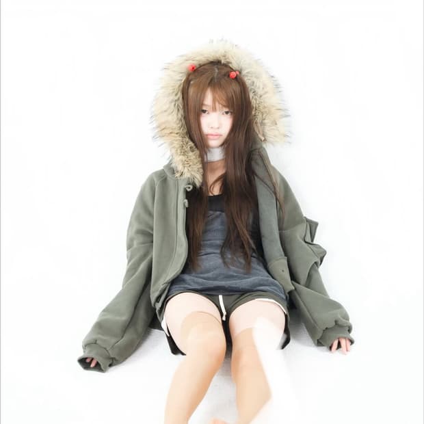 [oshigh] 2way Fur Hood Zip Up Khaki