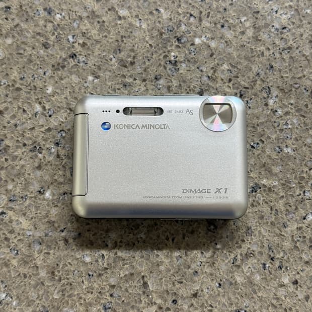 Konica Minolta Dimage X1 코니카 미놀타 디미지 X1