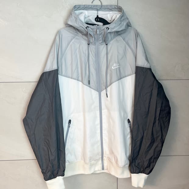 나이키 윈드러너 바람막이 [L]