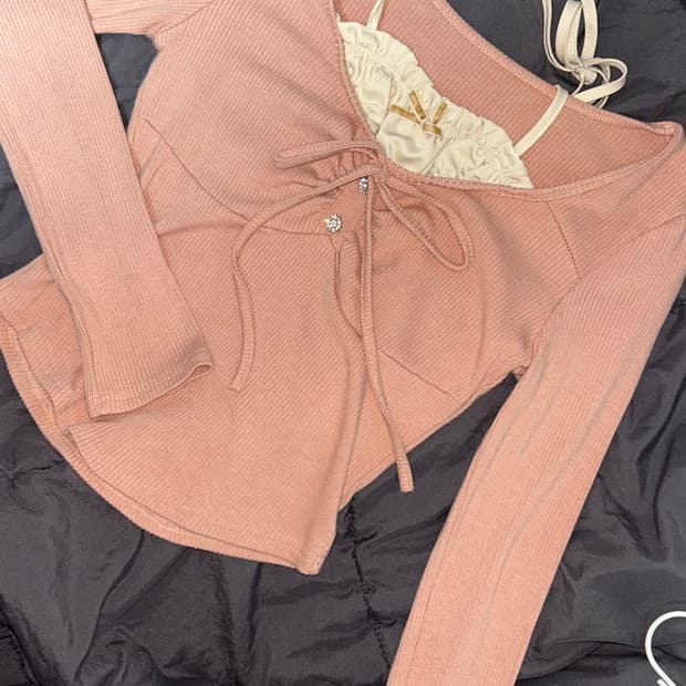 빈티지 히메갸루 핑크 핀터깔 큐빅 홀터넥 로걀탑 긴팔티