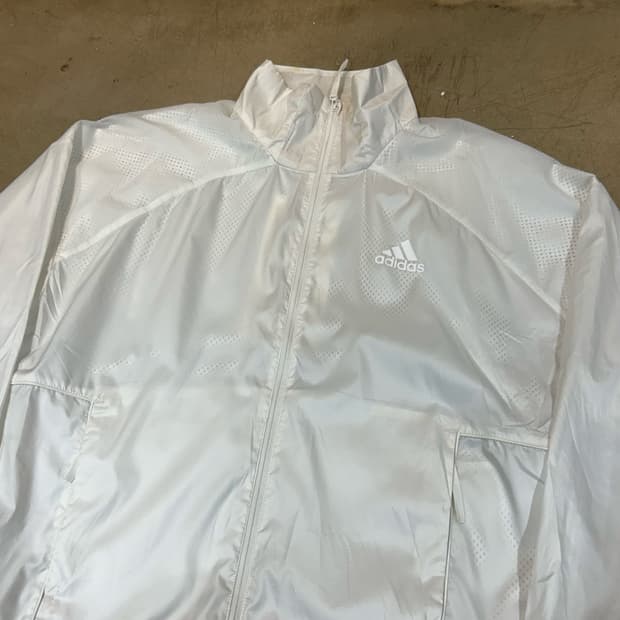 XL 아디다스 화이트 바람막이 