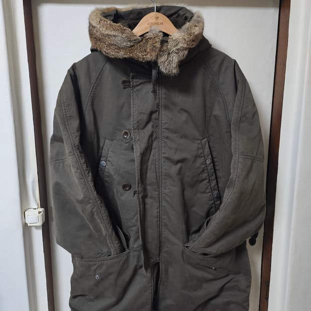 cp컴퍼니 토끼털 야상 100(105-110)