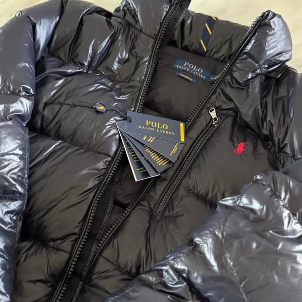 폴로 유광패딩 미디움