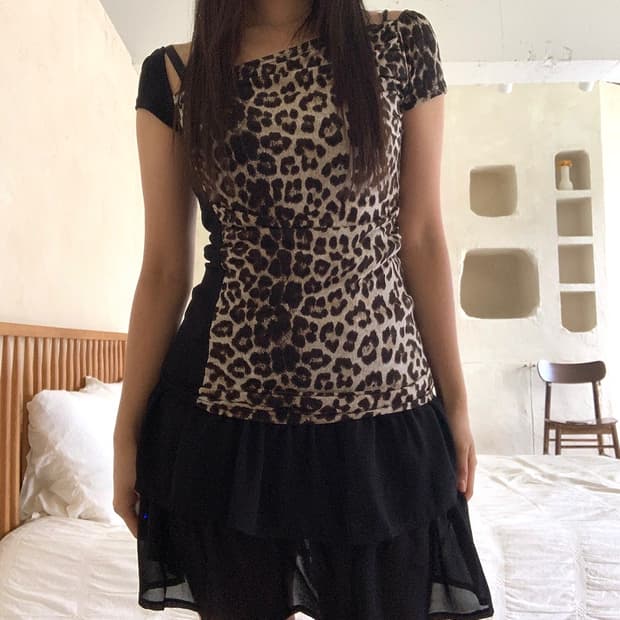 Leopard asymmetric off-shoulder top