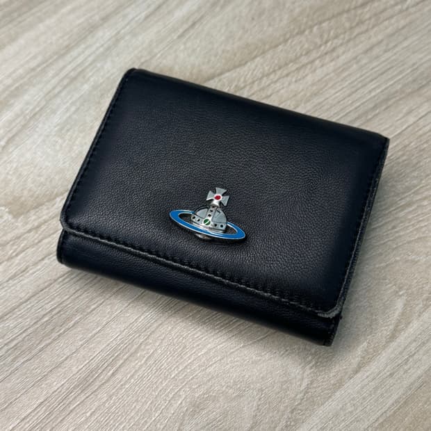 비비안웨스트우드 나파 반지갑