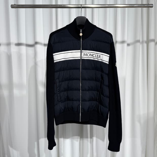 (2XL) 몽클레어  화이트 라이닝 로고 패치 니트패딩 네이비