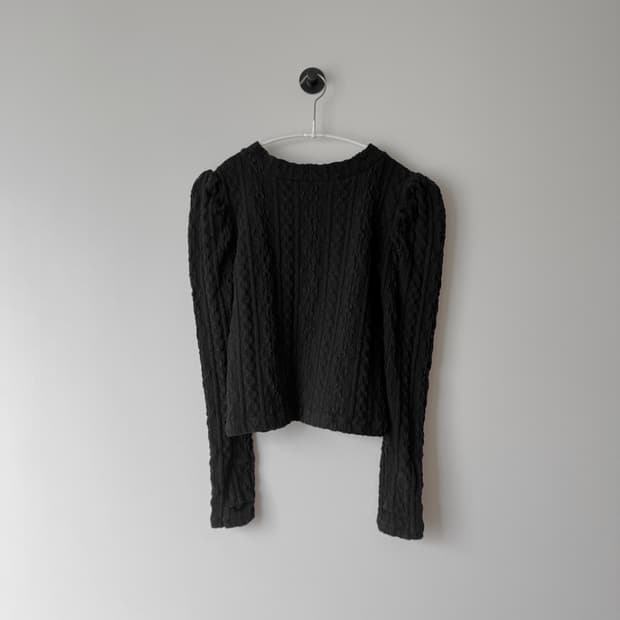 카나리 퍼프 니트