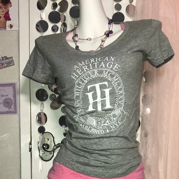 Tommy Hilfiger gray wing top